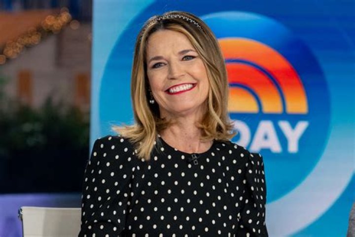 Lauren Whitney CBS4, Bio, Wiki, Age, Husband, Lips, Salary, Ring, Worth