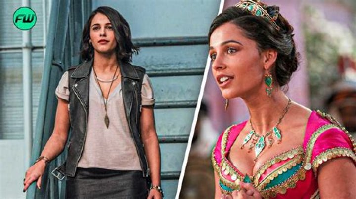 Mena Massoud – Bio, Facts, Wiki, Net Worth, Age, Height, Aladdin, Cast, Naomi Scott, Ethnicity, Girlfriend, Dating, Parents, Religion, Gay, Wiki, Fact